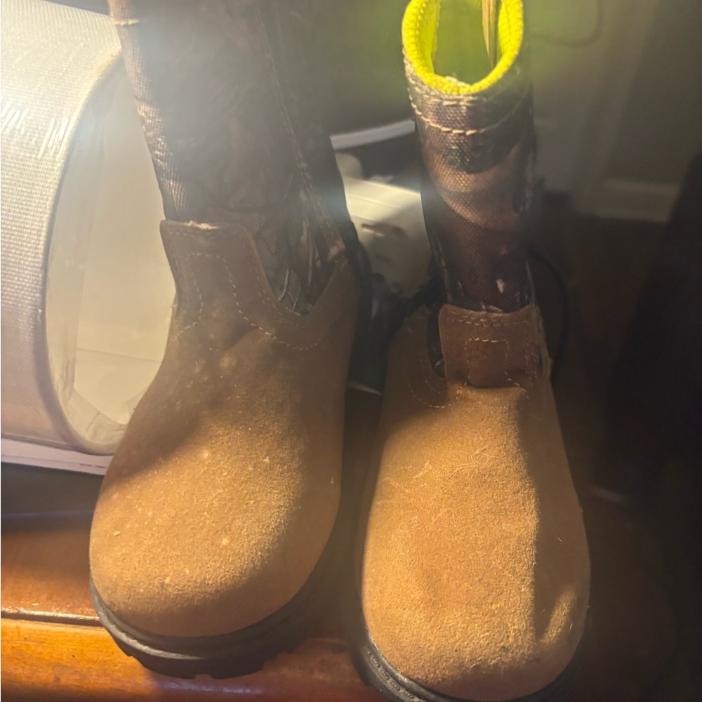 Kids hunting boots boys